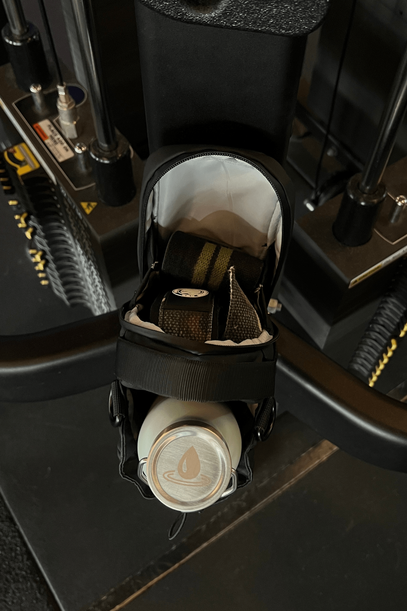 Magnetische sporttas - 100% rommelvrij - Flessi